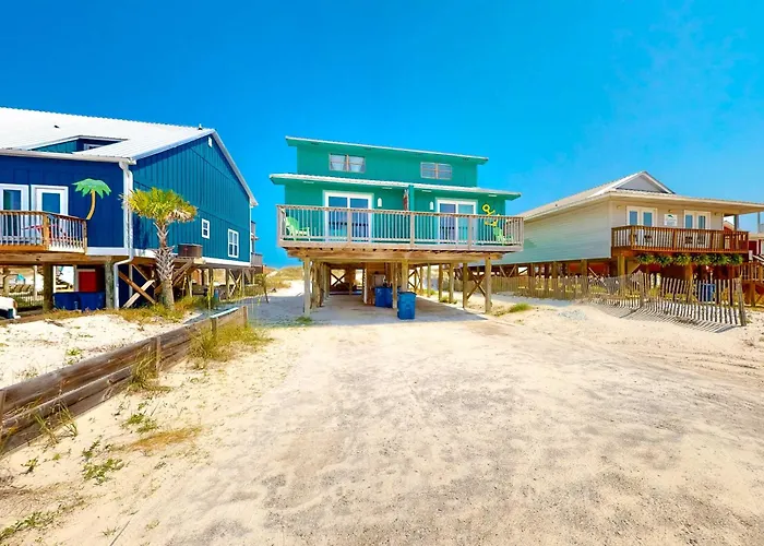 Gulf-front W Balcony Views Wifi Ac & Shared Gulf-facing Pool Holiday home